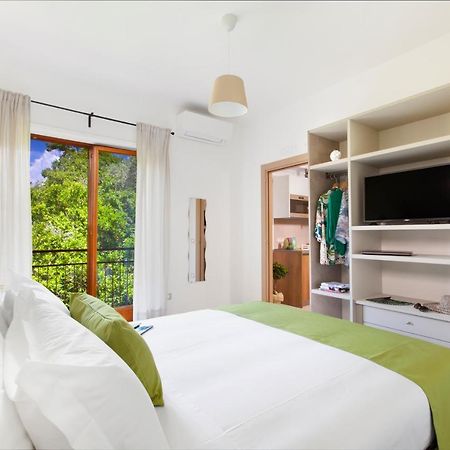 Torna a Surriento Suites Sorrento Esterno foto