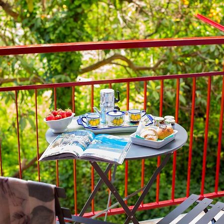 Torna a Surriento Suites Sorrento Esterno foto