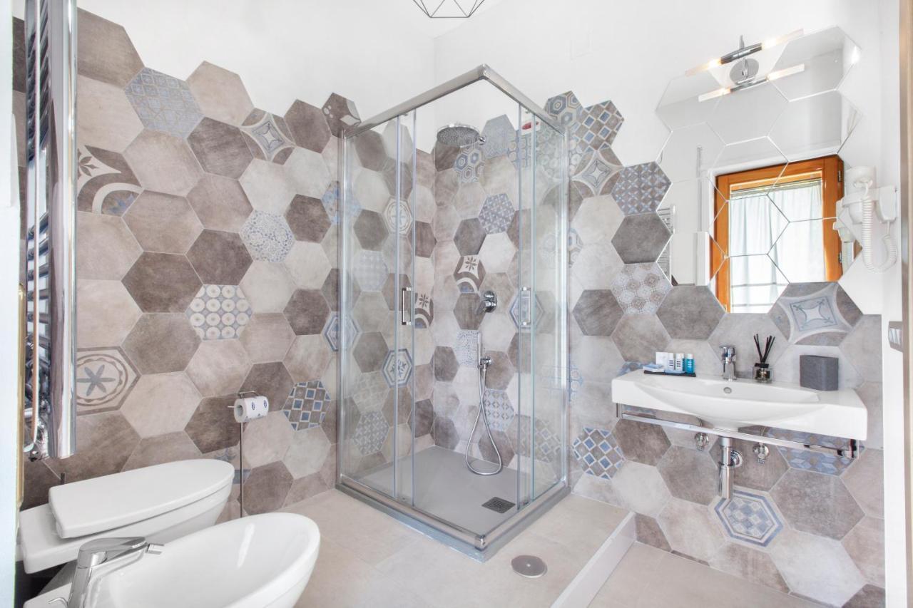 Torna a Surriento Suites Sorrento Esterno foto