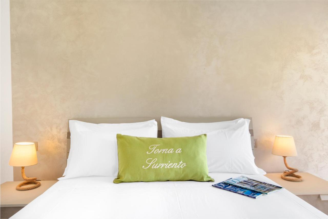 Torna a Surriento Suites Sorrento Esterno foto