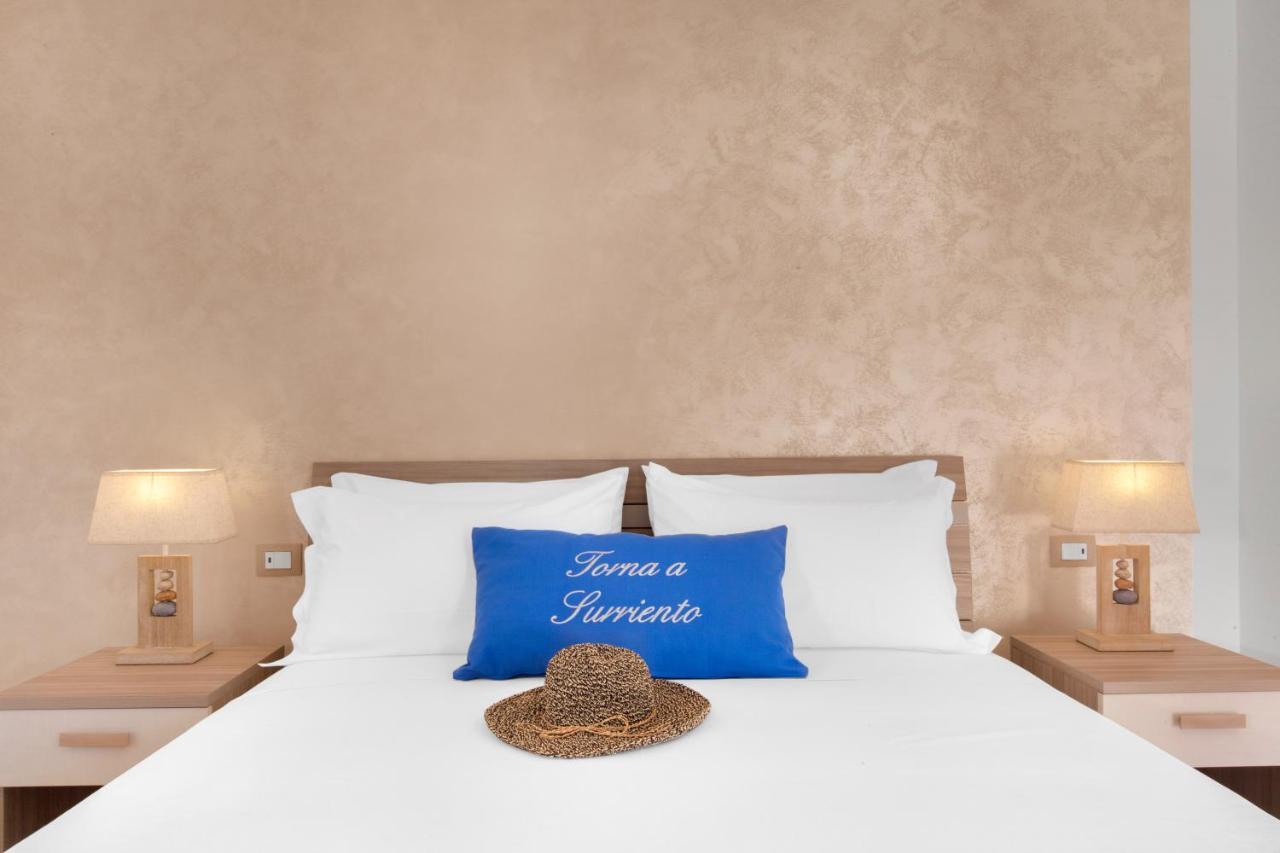 Torna a Surriento Suites Sorrento Esterno foto